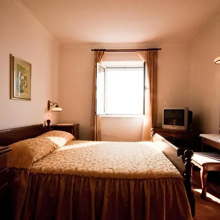 Barba Petra Dvori